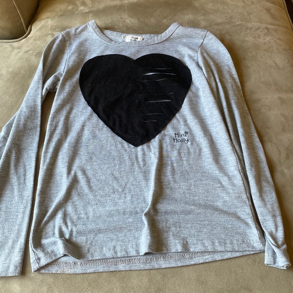 Heart tee